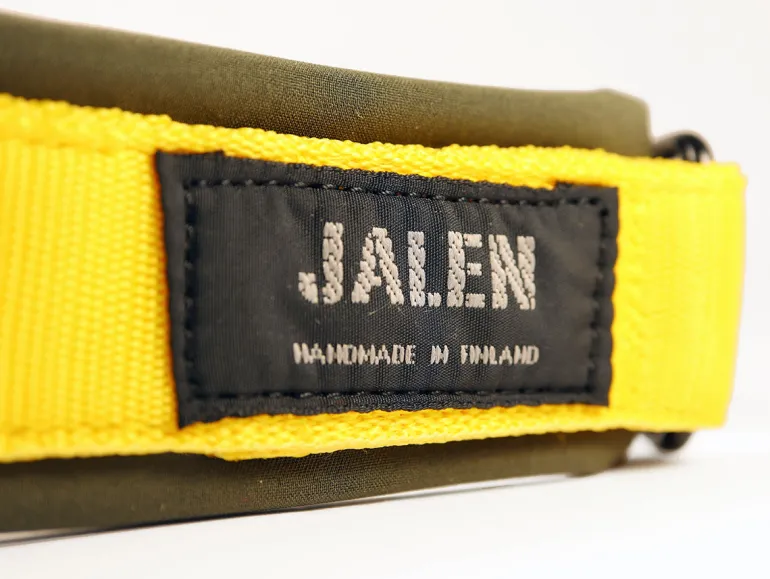 JALEN Puolikiristävä kaulapanta, keltainen-oliivi