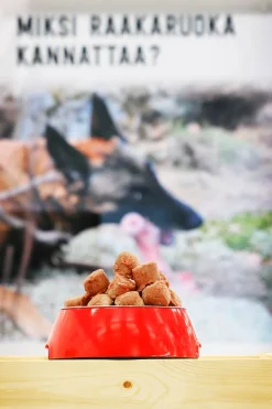 Murren VALMIS Virkku koiran täysravinto 3 kg