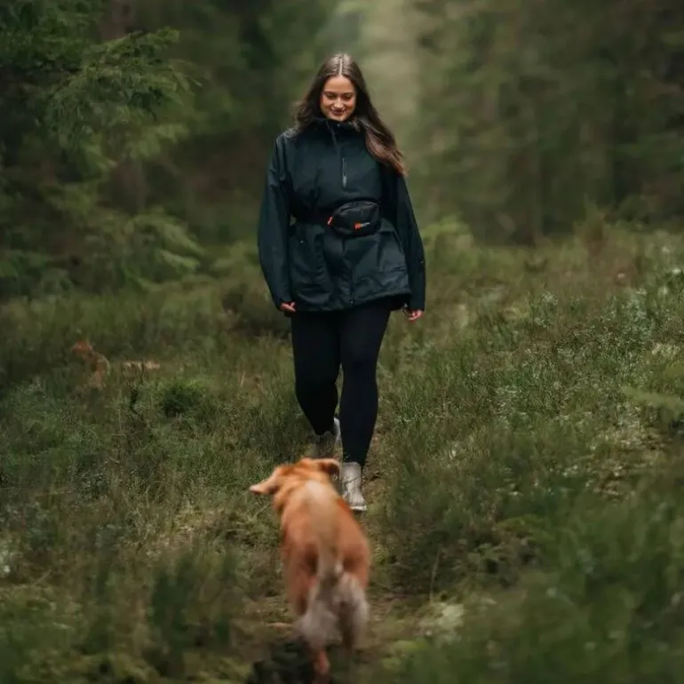 Non-stop dogwear Trail quest vyölaukku, musta