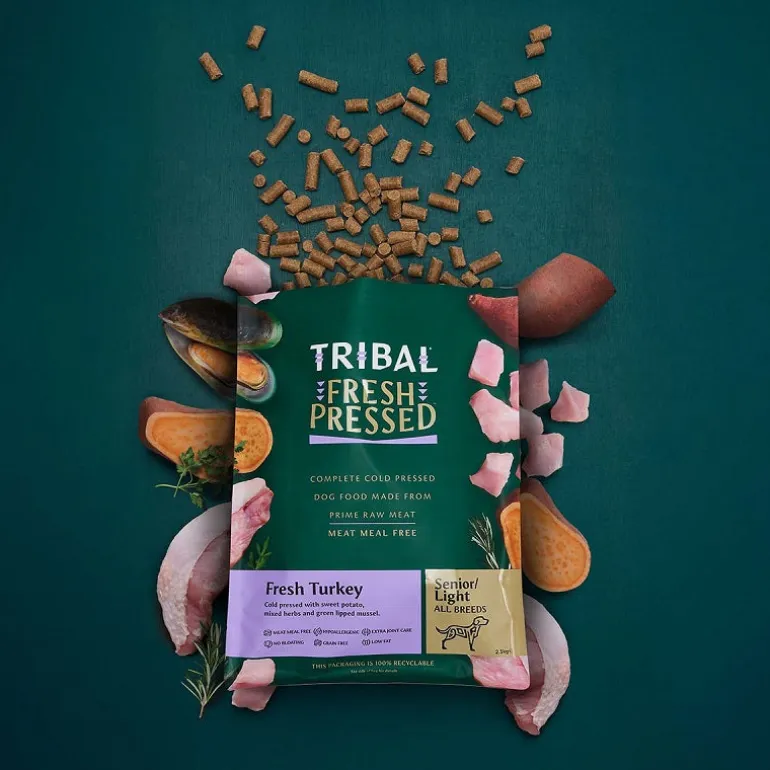 Tribal Fresh Pressed Senior Light Turkey kylmäpuristettu kuivaruoka