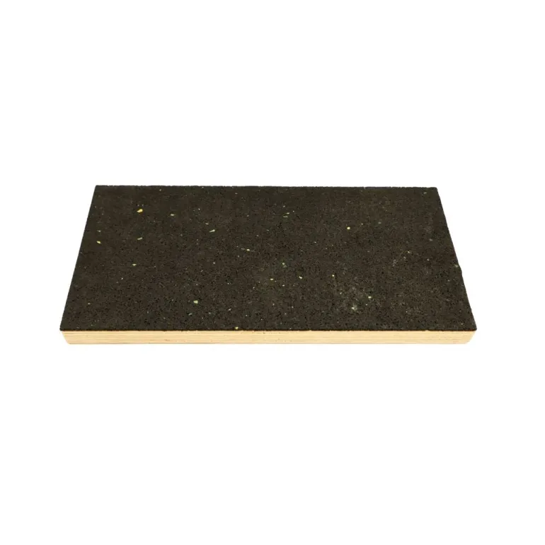 Yhdestä Puusta kotimainen targetti 30 x 15 x 2,6 cm